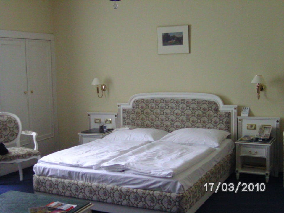 Zimmer Hotel Ambassador Zlata Husa