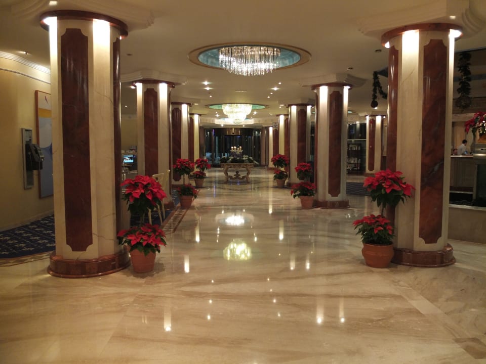 Lobby Corallium Dunamar by Lopesan Hotels