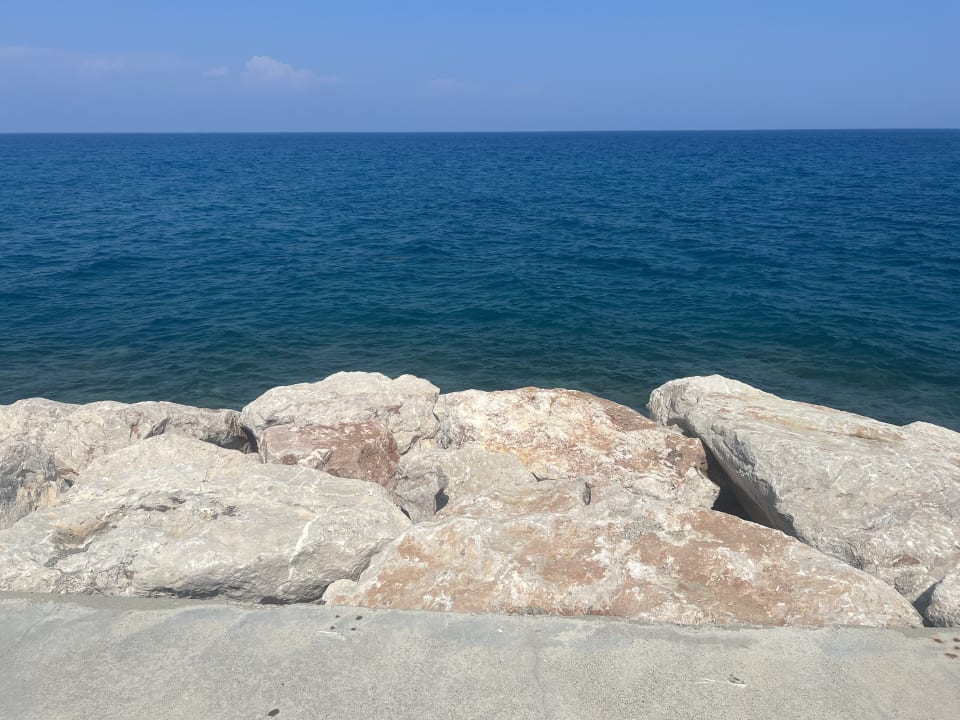 Strand Rixos Sungate