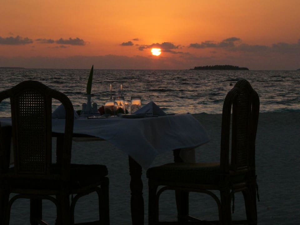 Kandelligth-Dinner NH Collection Maldives Reethi Resort