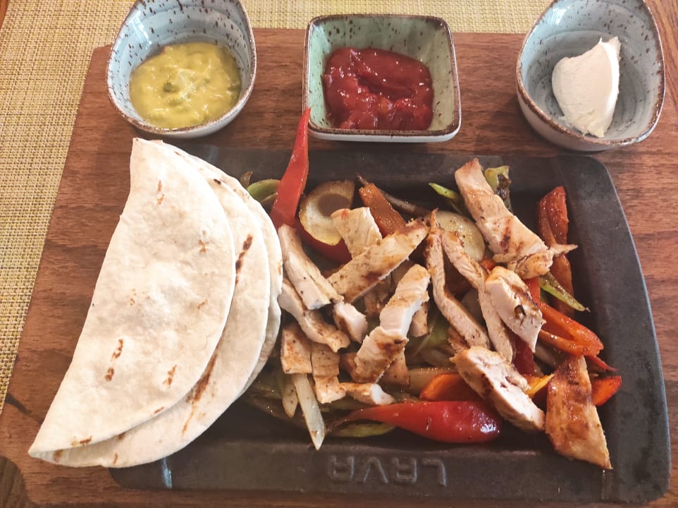 Gastro Acanthus Cennet Barut Collection