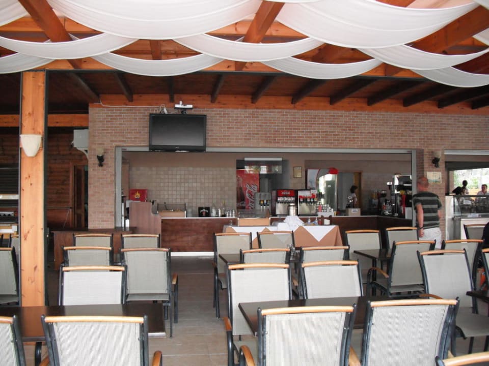 Mittagsrestaurant alltoura Club Hotel Poseidon Palace