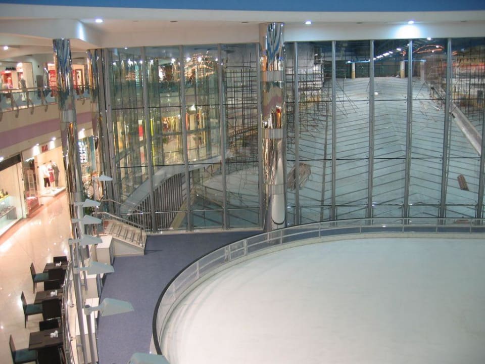 In Abu Dhabi fährt man auch bald Ski Emirates Palace Mandarin Oriental