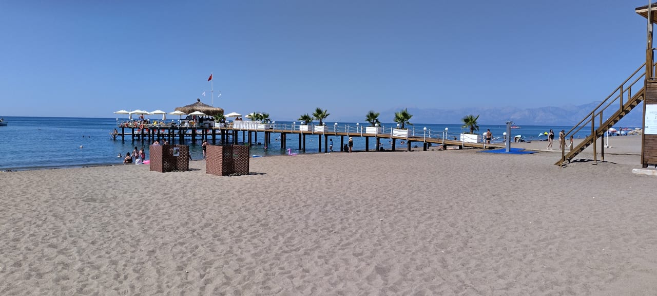 Strand Wyndham Garden Lara