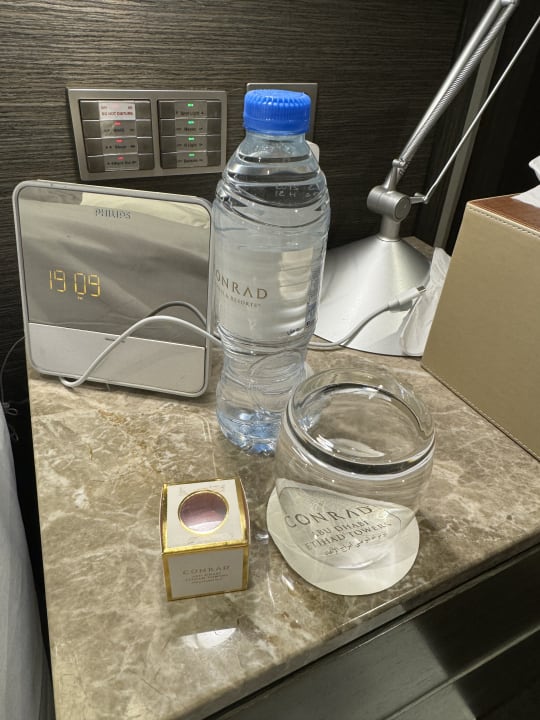 Zimmer Conrad Abu Dhabi Etihad Towers