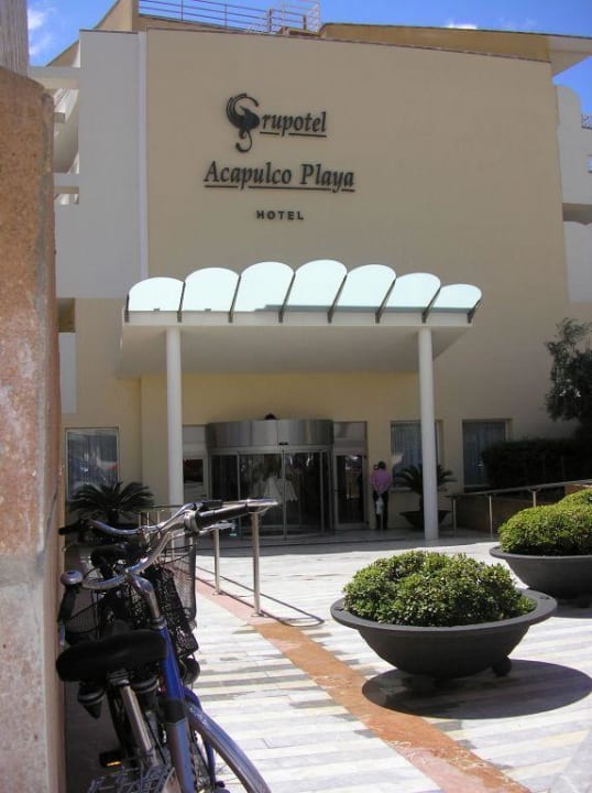 Hoteleingang Grupotel Acapulco Playa - Adults Only