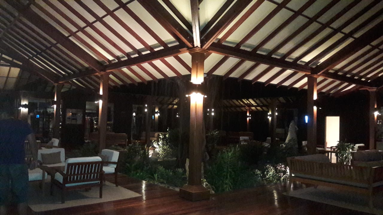 Restaurant Adaaran Select Meedhupparu Island Resort - Premium All Inclusive