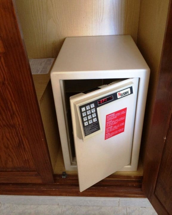 Großer Safe Adrián Hoteles Colón Guanahaní - Adults only