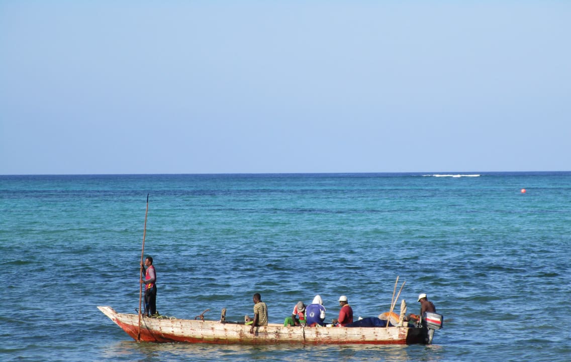 Strand Neptune Pwani Beach Resort & Spa