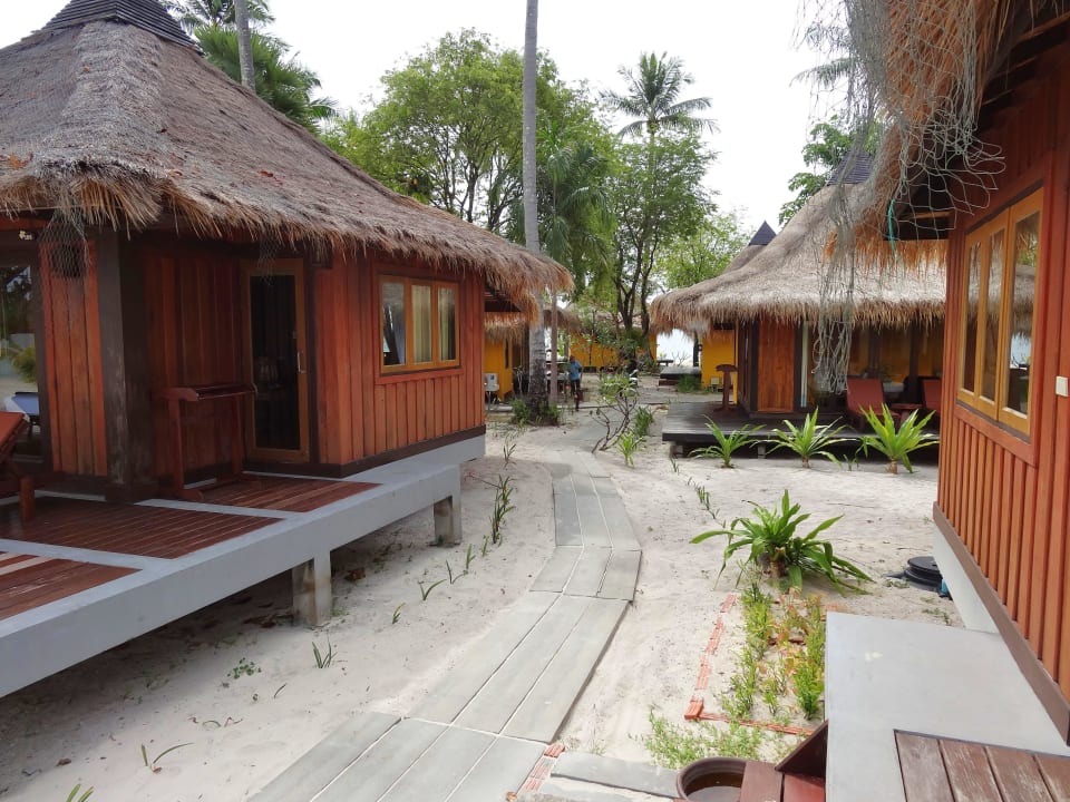 Middle Sea View Bungalows in 2. Reihe Koh Mook Sivalai Beach Resort