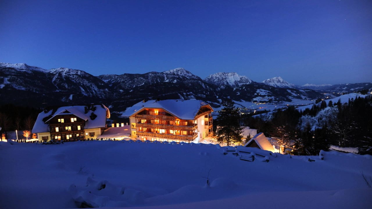 Höflehner bei Nacht Natur & Wellnesshotel Höflehner
