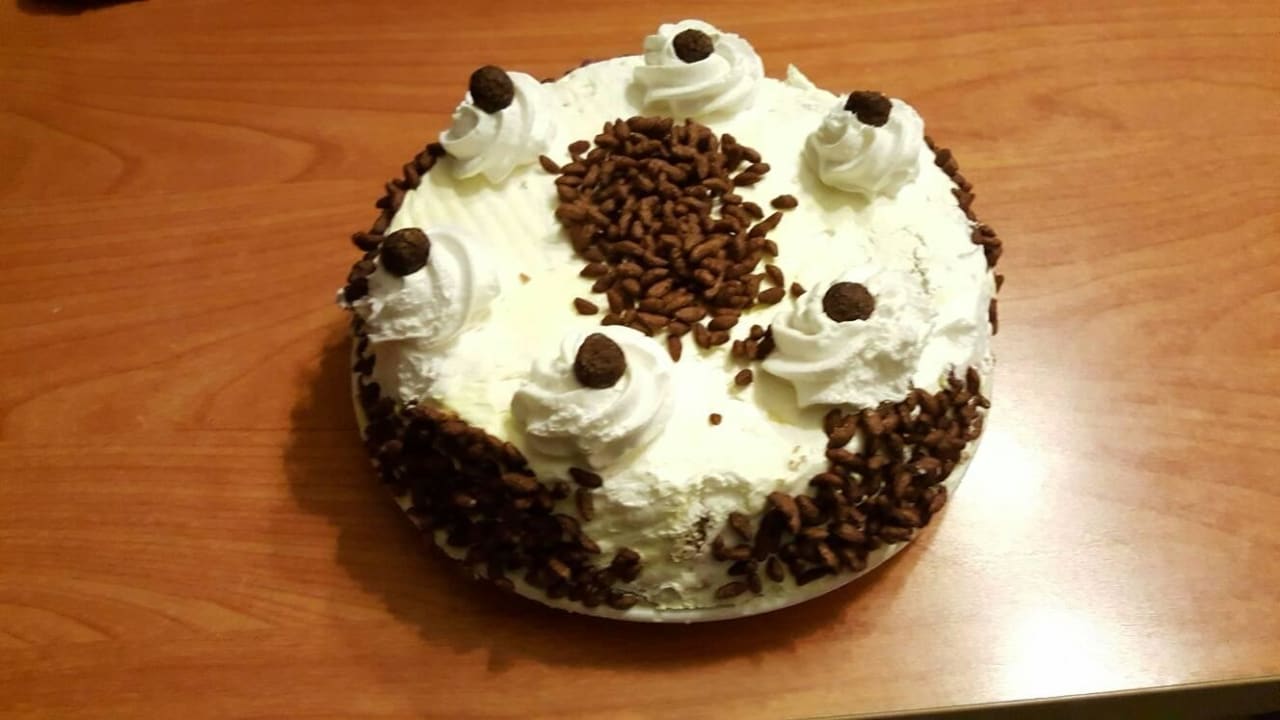 Torte auf dem Zimmer Le Jardin Aqua Park Resort