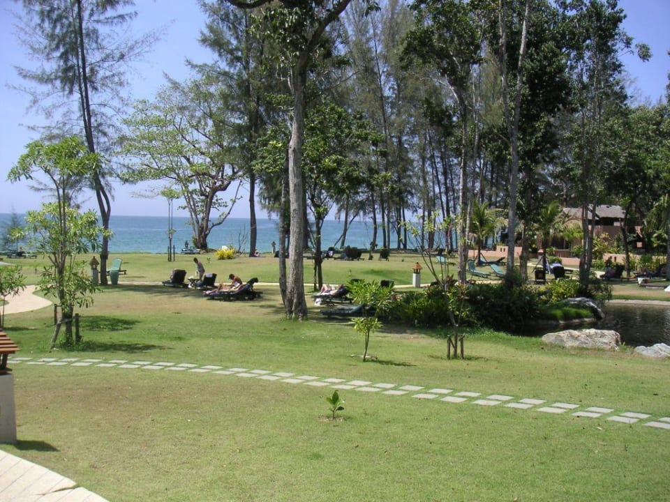Garten des Hotels Merlin Resort Khao Lak Merlin Resort