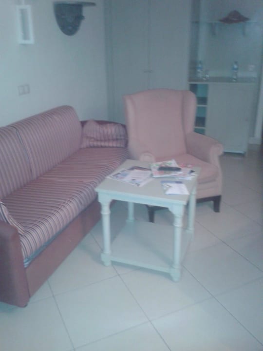 Wohnzimmer allsun App.-Hotel Albatros