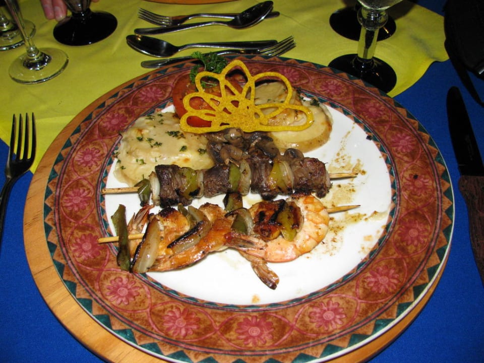 Hauptgericht im Steakhaus Hotel Riu Tequila