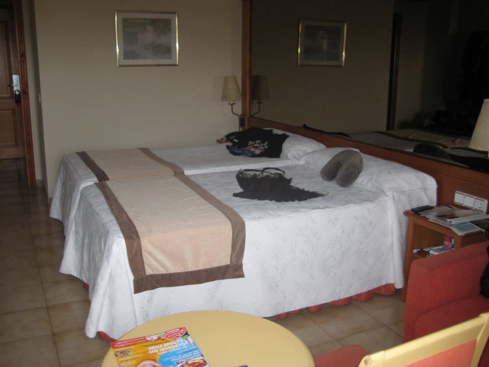 DZ mit Poolblick GF FANABE