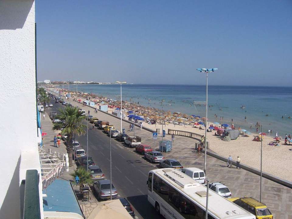 Widok z balkonu Hotel Nour Justinia