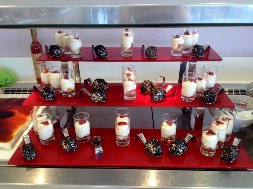 Extrem leckerer Nachtisch Hotel Corissia Princess