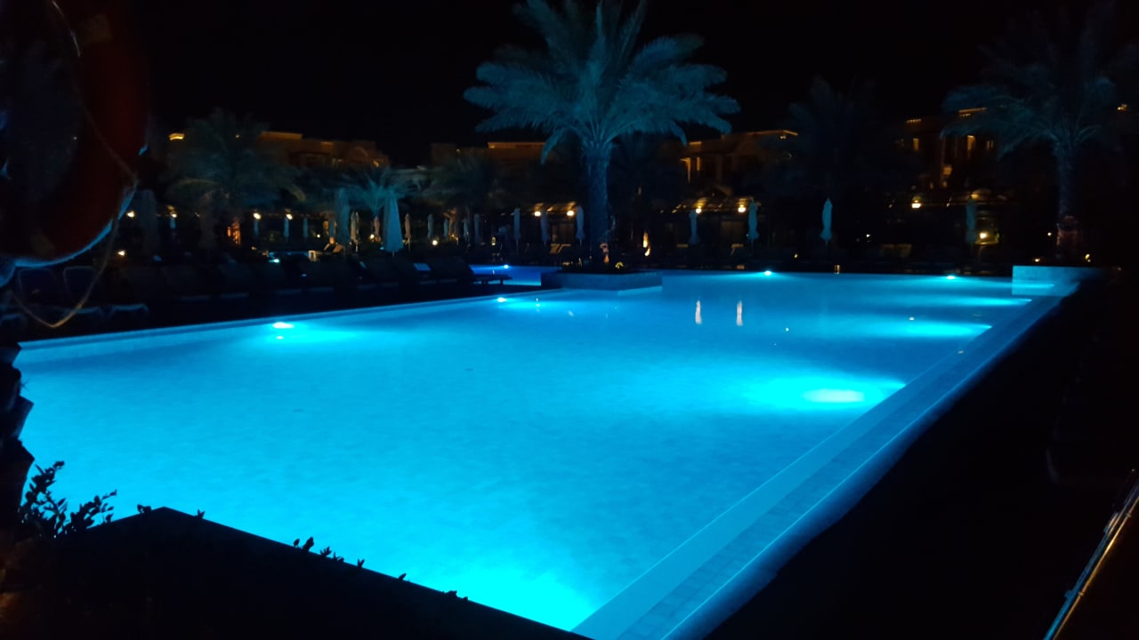Pool DoubleTree by Hilton Resort & Spa Marjan Island