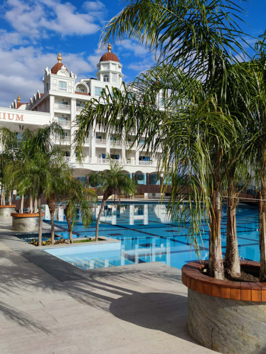 Pool Oz Hotels Side Premium