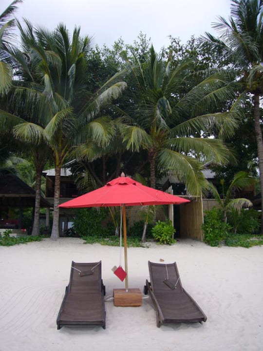 Liegen vor der Villa Anantara Rasananda Koh Phangan -  Villas