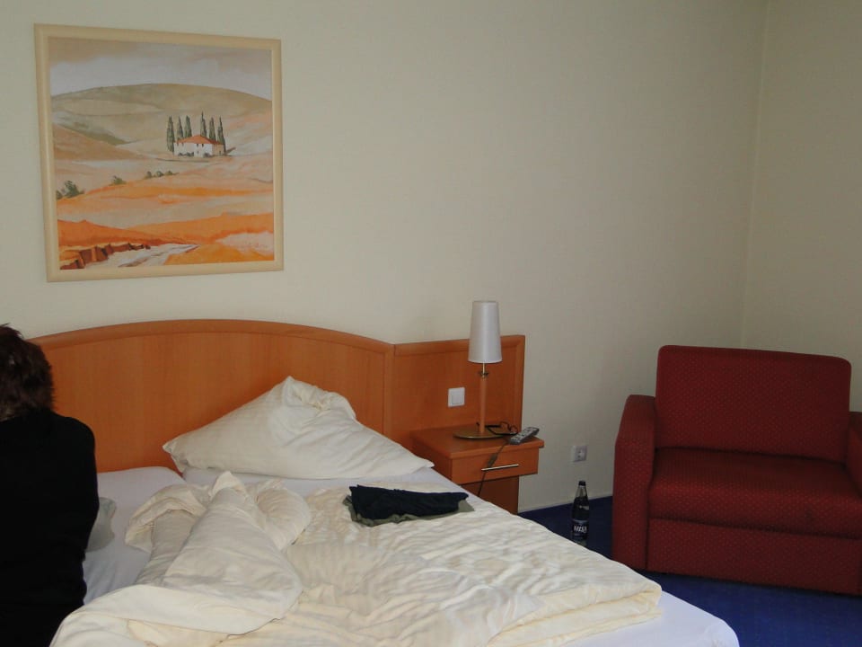 Bett u. Fernsehsessel Gasthof Hotel Aepken