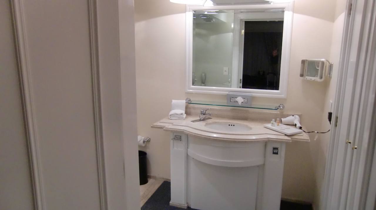 Bad Krystal Satelite Maria Barbara