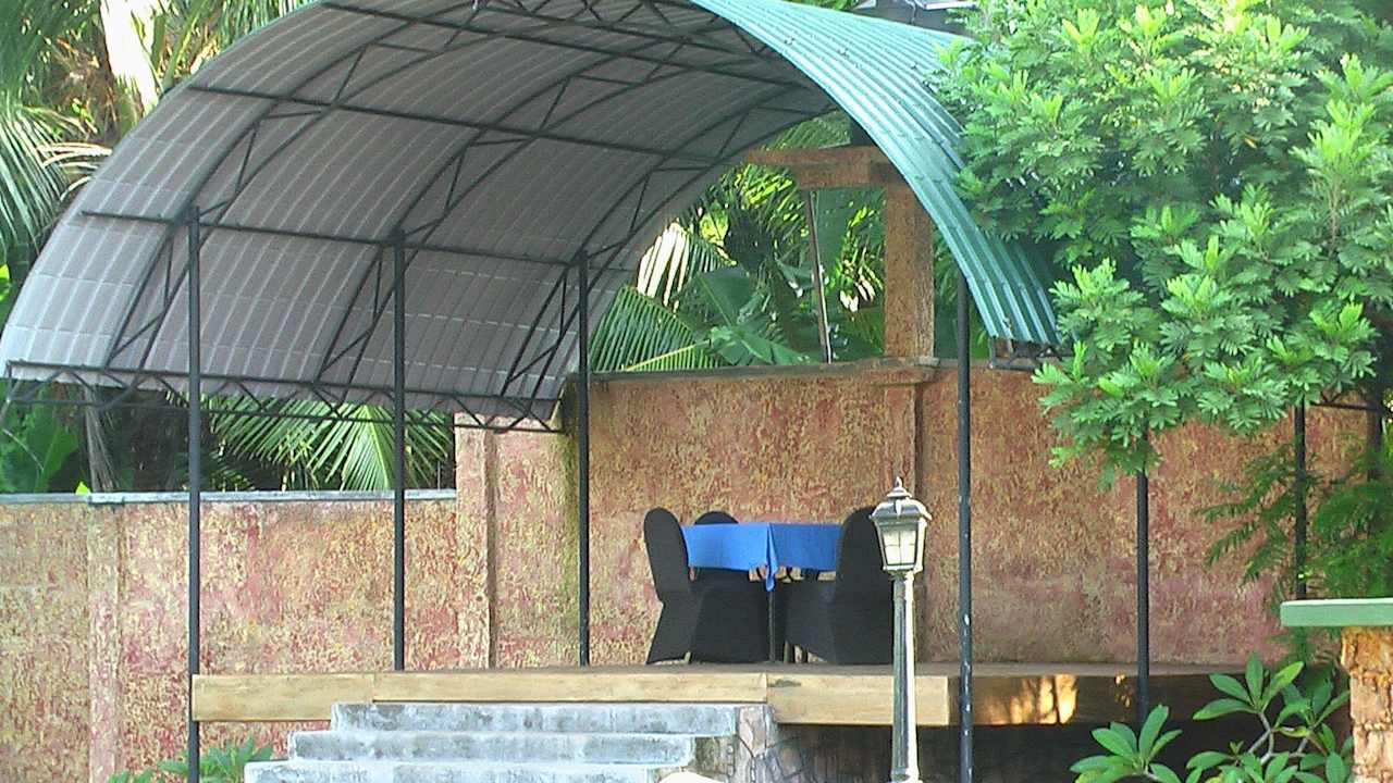 Überdachter Platz Water Lily