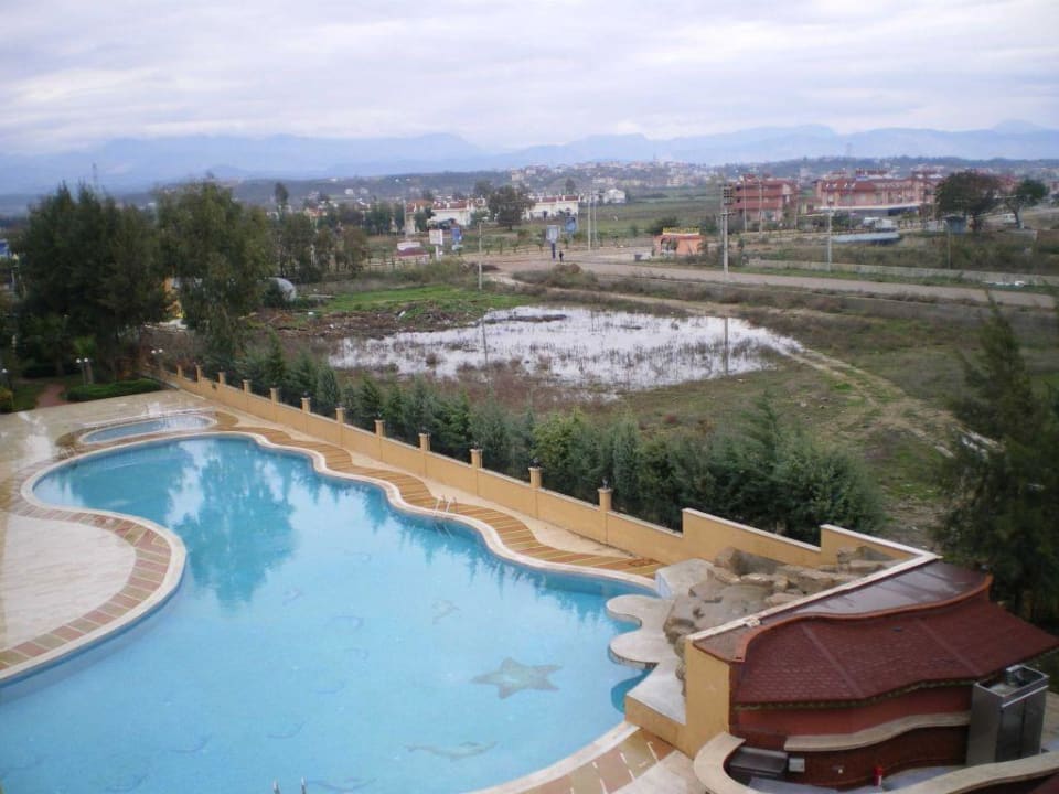 Blick vom Balkon nach links Grand Seker Hotel