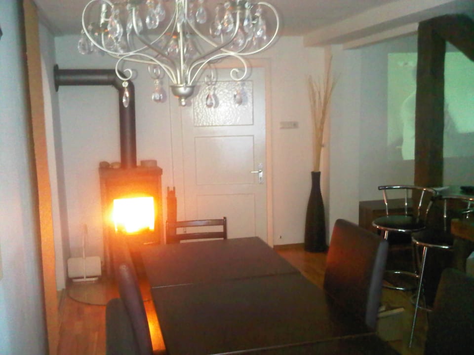 Wohnzimmer Ferienwohnung Goldenes Kreuz