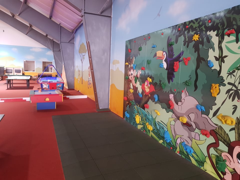 Sport & Freizeit All In Red Thermenhotel