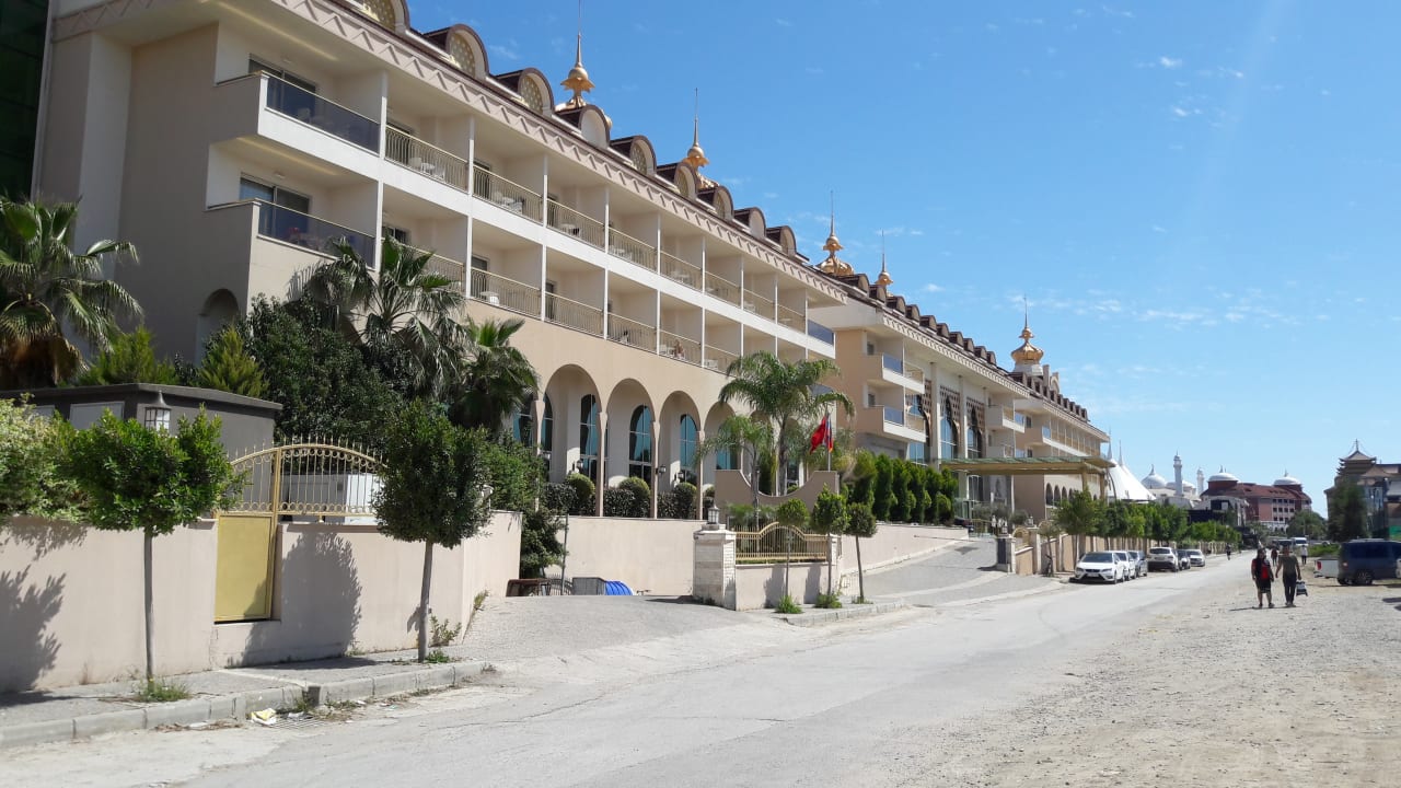 Außenansicht Well Palace Side