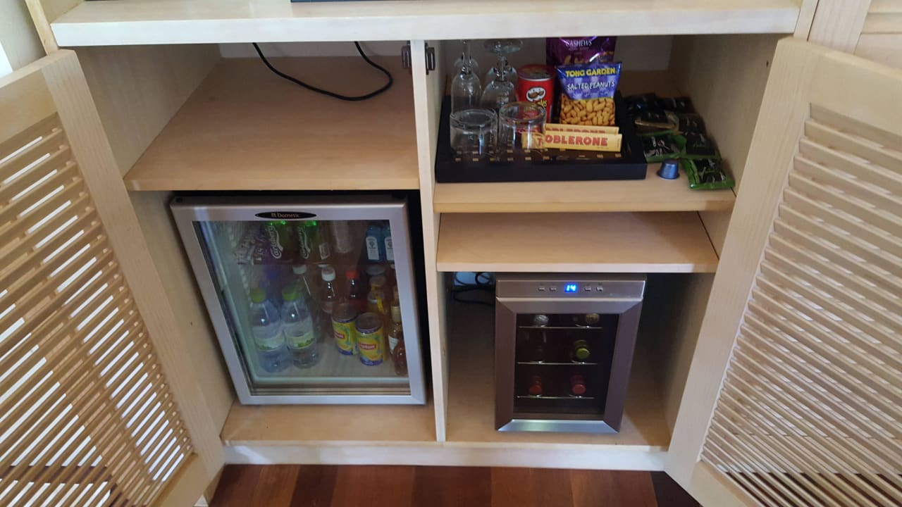 Minibar Kuredu Island Resort & Spa