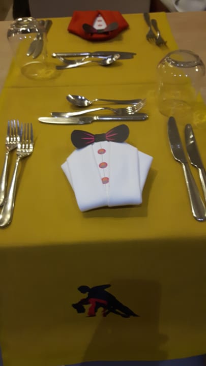 Gastro Acanthus Cennet Barut Collection