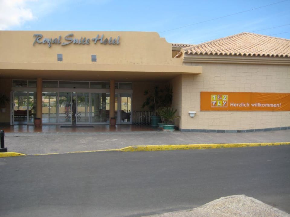 Eingang Hotel Royal Suite