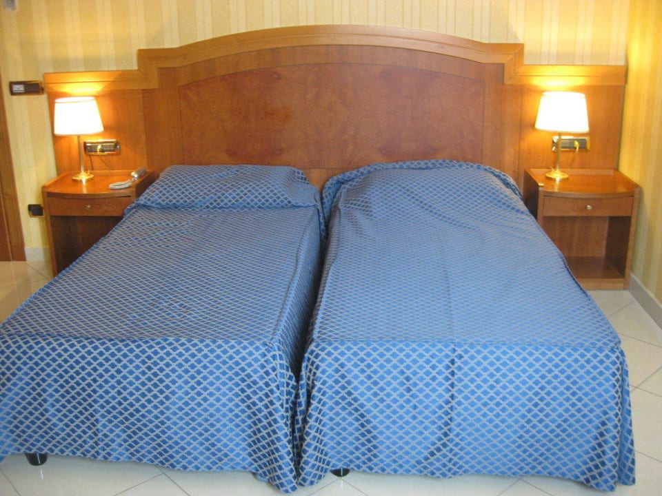 Doppelbett Hotel Joyfull