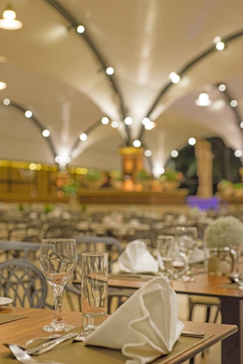  Dionyssos Restaurant Adams Beach Hotel