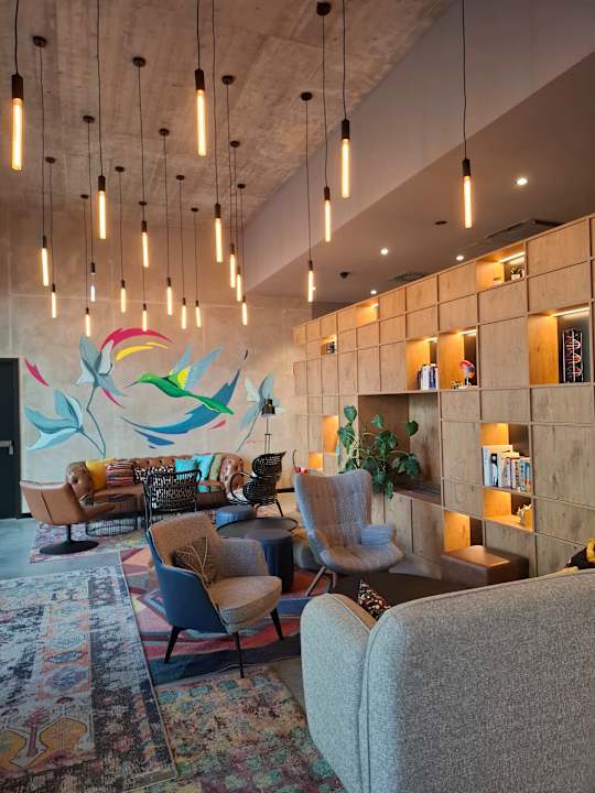 Lobby Moxy Wuerzburg