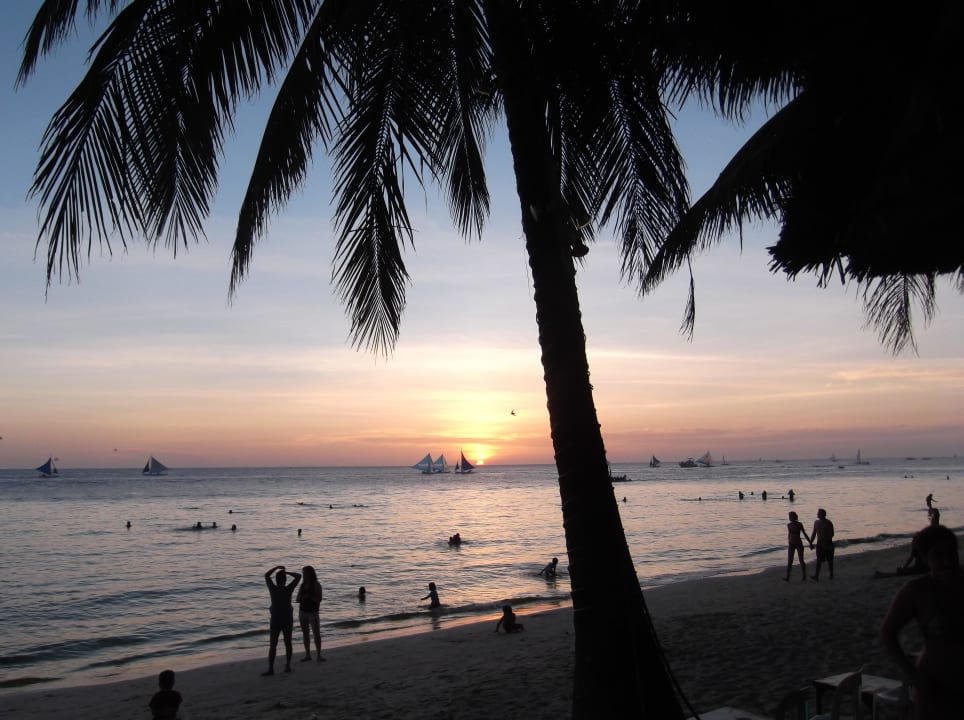 Boracay Beach La Isla Bonita Resort & Spa