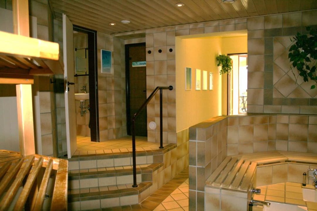 "Sauna" Dorint Resort Winterberg (Winterberg) • HolidayCheck (Nordrhein