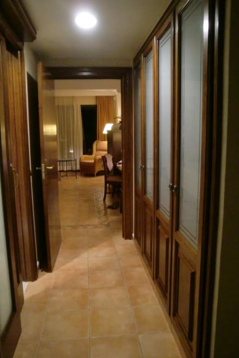 Flur und Kleiderschrank Gran Tacande Wellness & Relax Costa Adeje