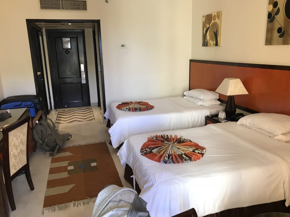 Zimmer AMC Royal Hotel & SPA