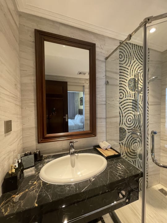 Zimmer Lucien Hanoi Lakeside Hotel & Rooftop