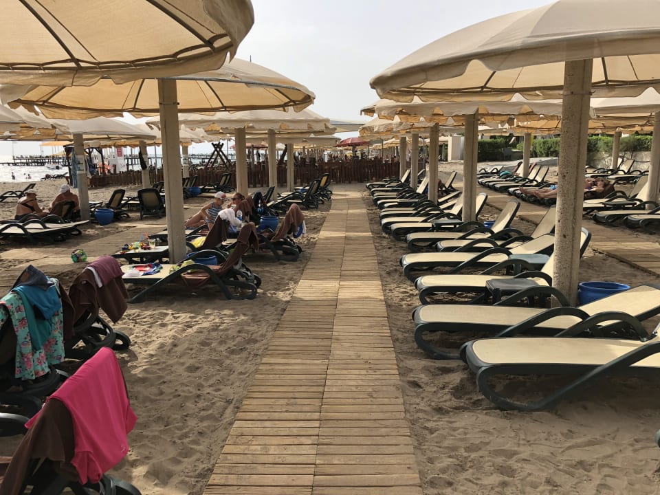 Strand Pine Beach Belek