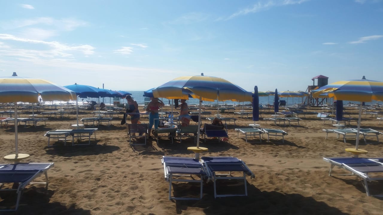 Privat Strand Nummer 3 Hotel President