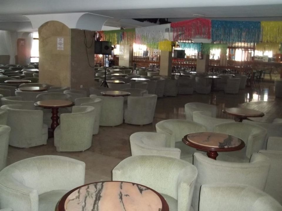 Die Lounge mit Bar BG Tonga Tower Design Hotel & Suites