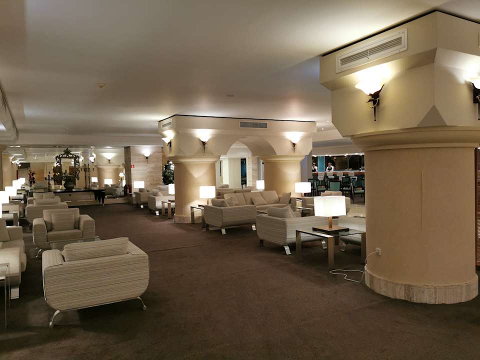 Lobby Esperos Palace Resort & Spa