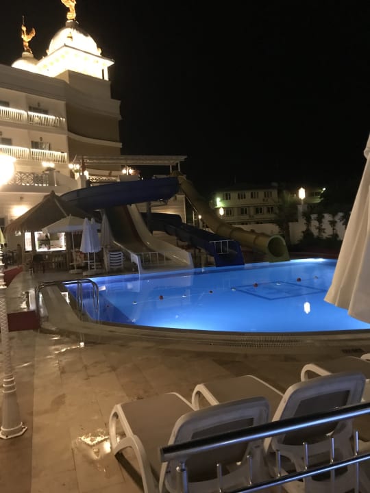 Pool Oz Hotels Sui Resort