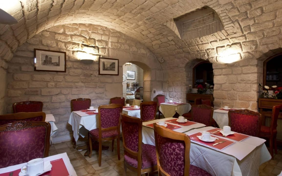 Breakfast Hotel Inter Meslay Republique