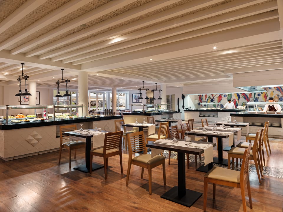 Gastro H10 Ocean Suites